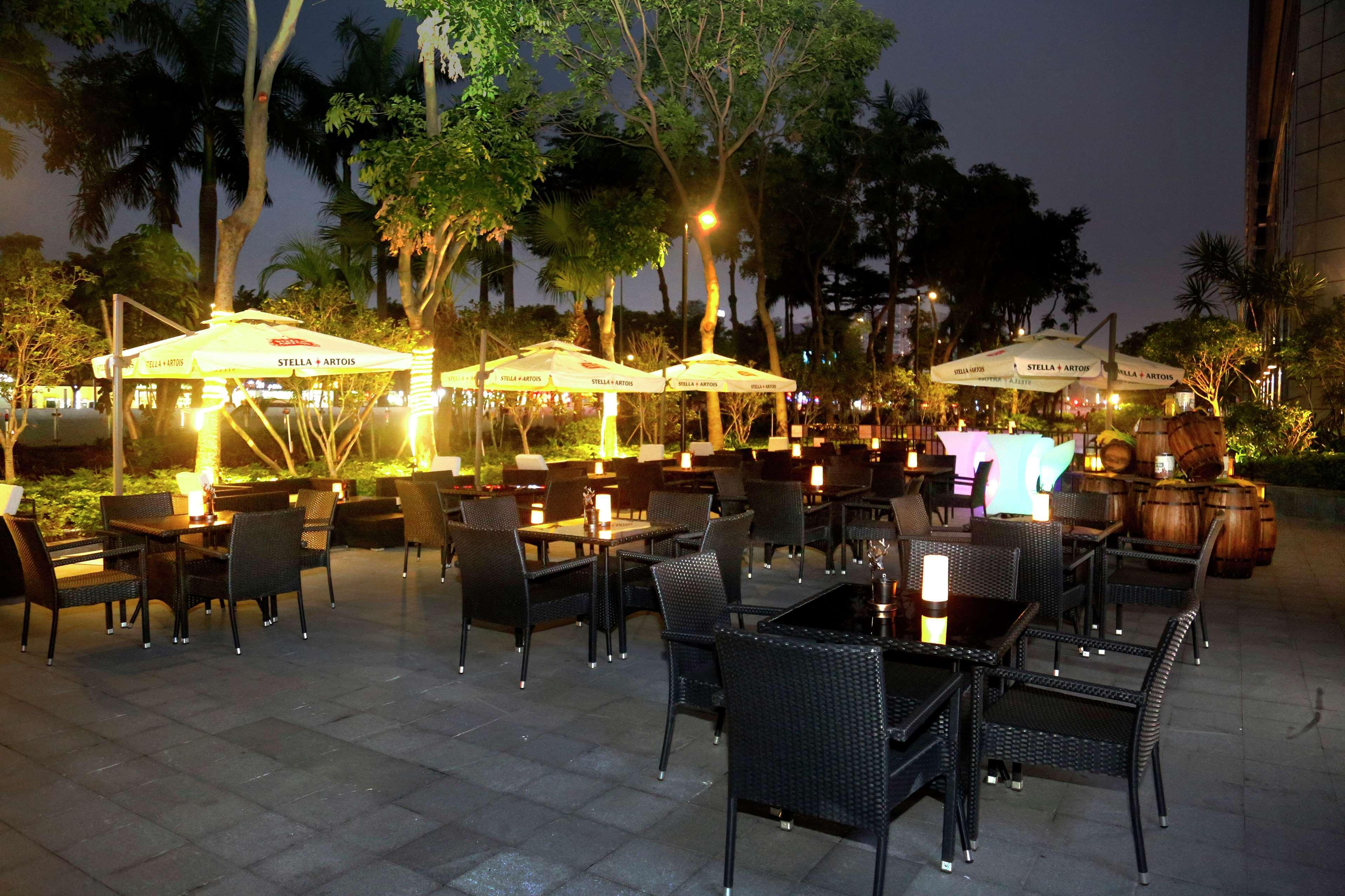 Hilton Guangzhou Baiyun - Free Shuttle For Canton Fair Period, Close To Luhu Golf Club & Leather Market Экстерьер фото