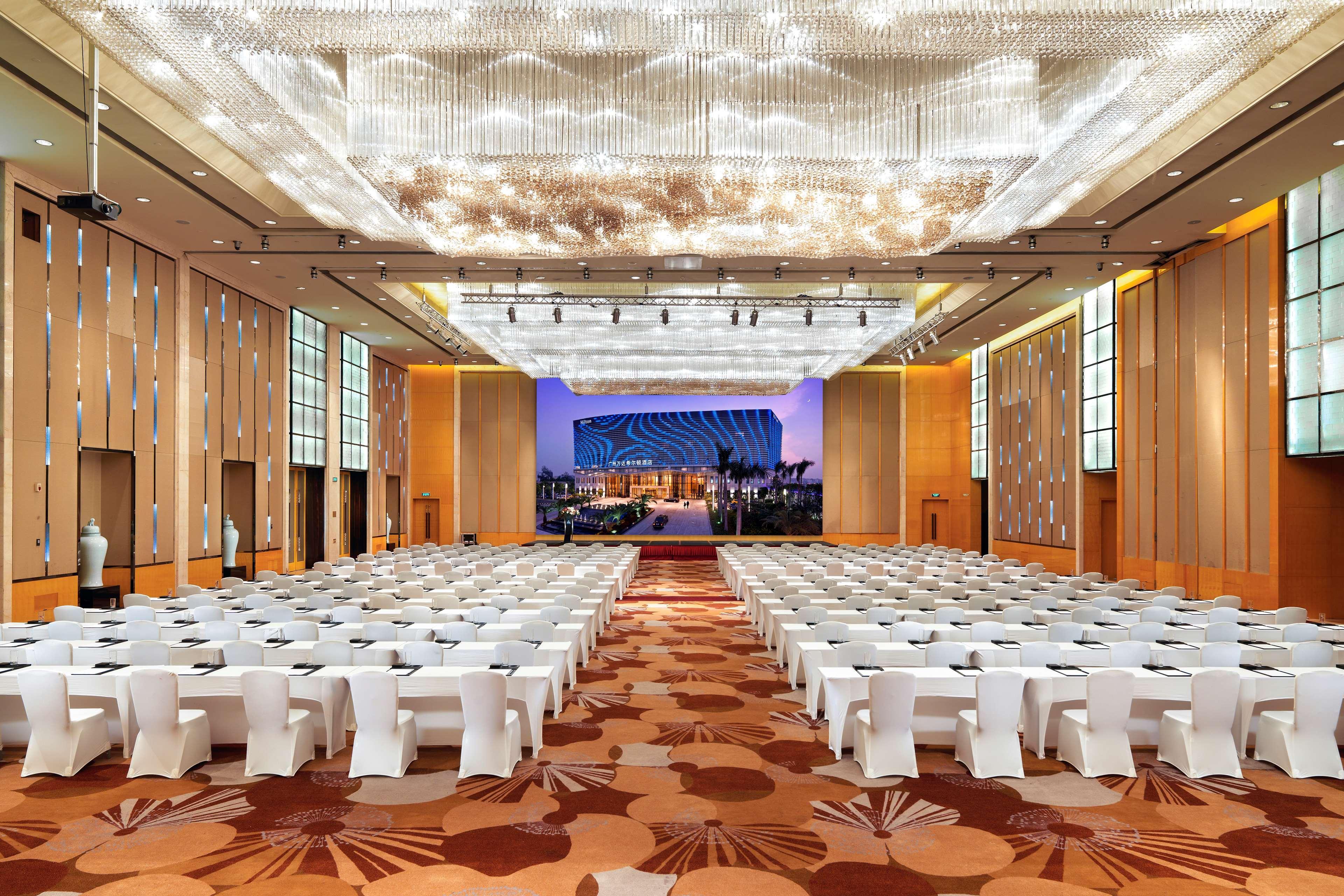 Hilton Guangzhou Baiyun - Free Shuttle For Canton Fair Period, Close To Luhu Golf Club & Leather Market Экстерьер фото